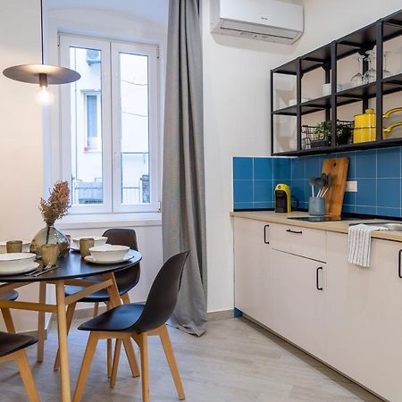 Stylish Apartment With An Arty Touch Fast Wifi Trieste Ngoại thất bức ảnh